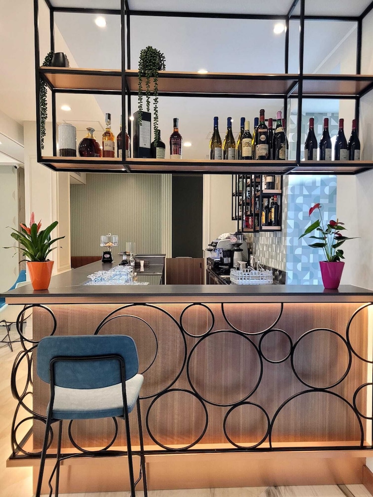 Jr Hotels Bocconi Milano 46/60