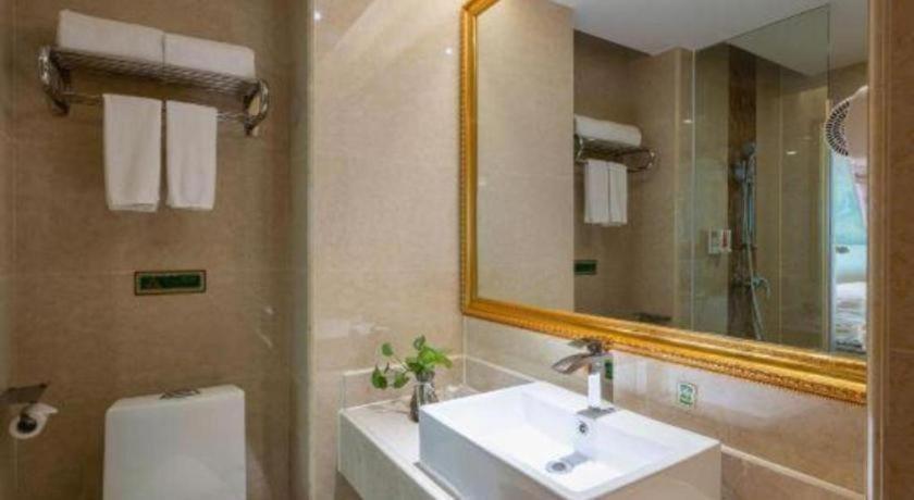 Vienna Hotel (Guangzhou Huadu Sunac Cultural Tourism City) 50/55