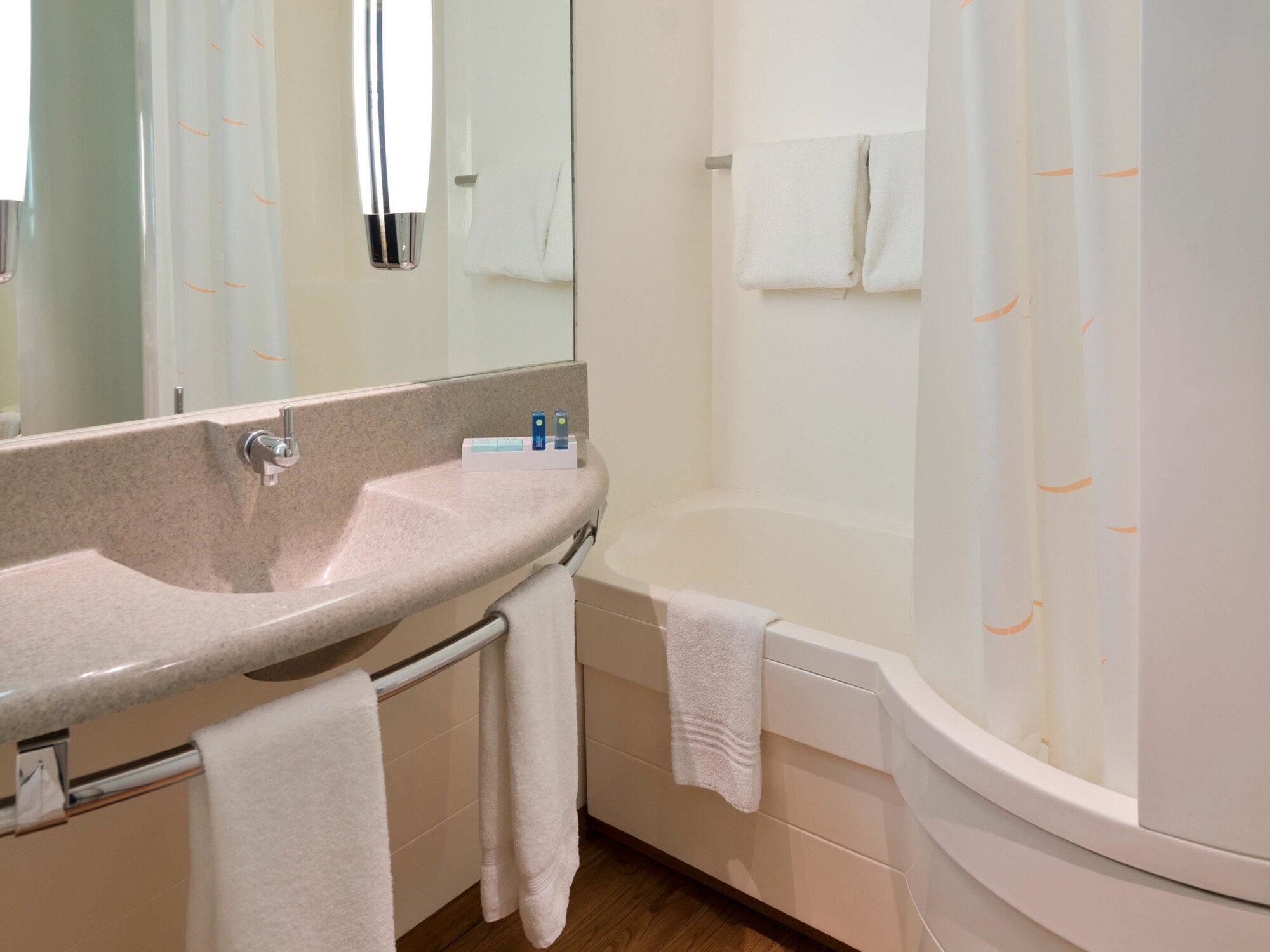 غرفة سوبيريور بسرير مزدوج، Novotel Paris Nord Expo Aulnay 10/10