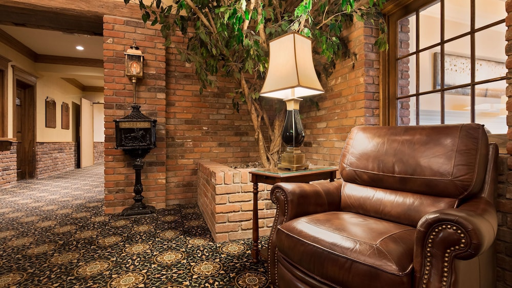 Best Western Parkway Inn Conference Centre 32/49