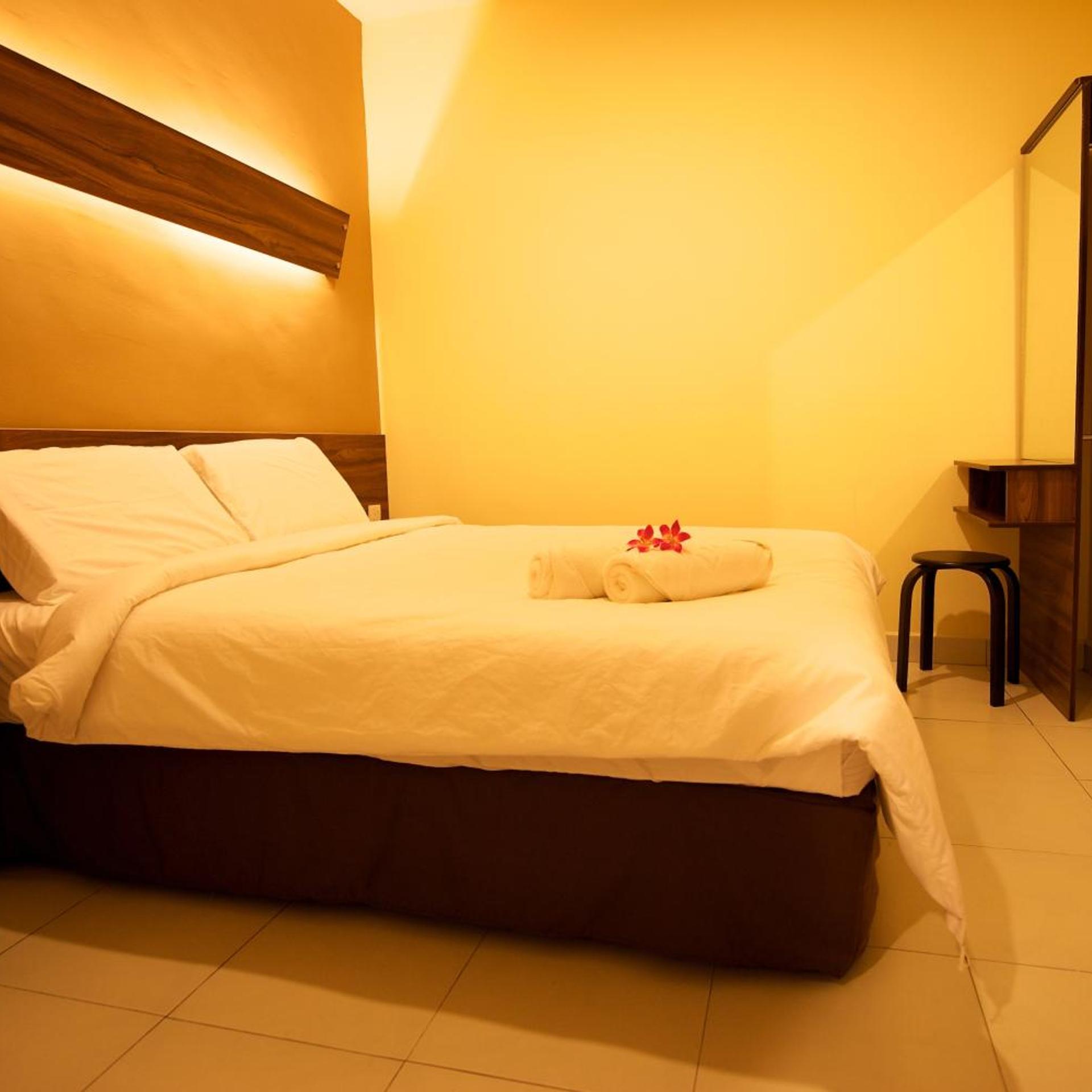 De Botani Hotel 8/23