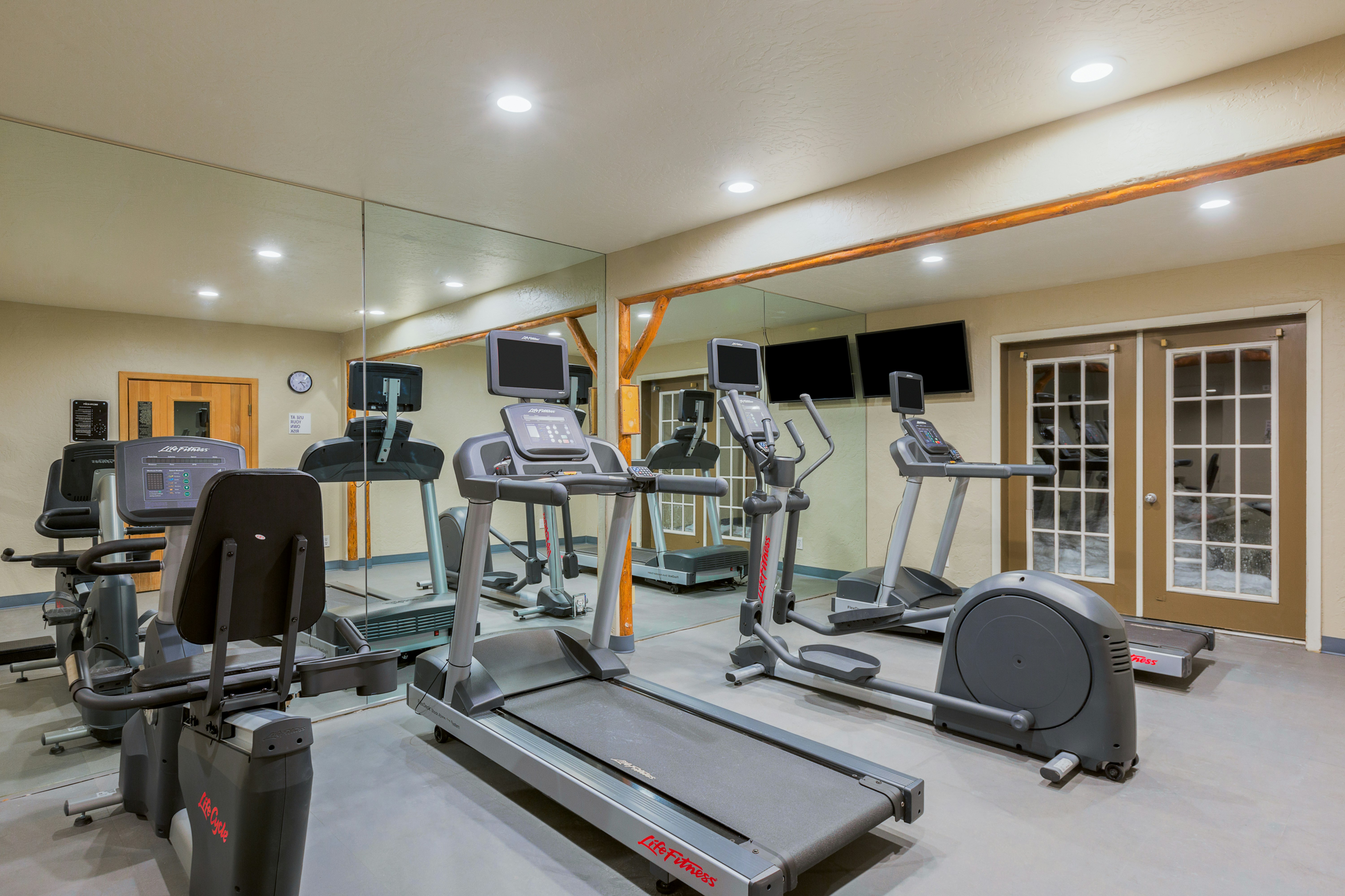 Holiday Inn Resort the Lodge At Big Bear Lake An Ihg Hotel 18/50