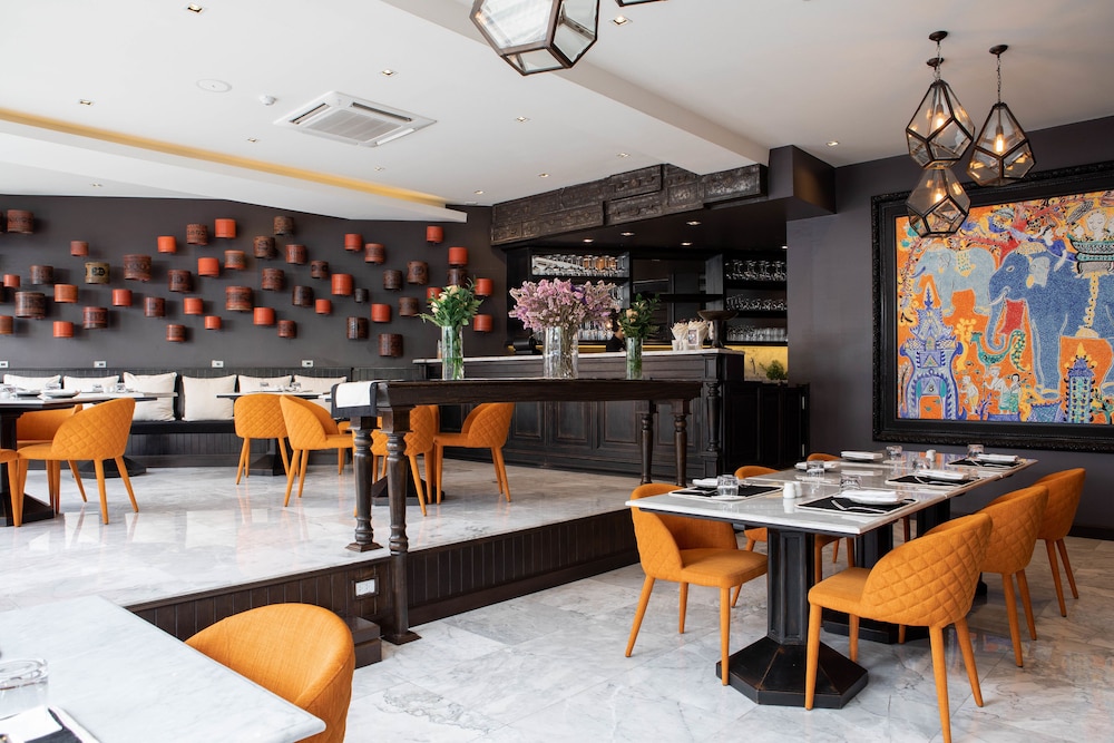 The Bridge An Eclectic Luxotel Chiangmai 59/72
