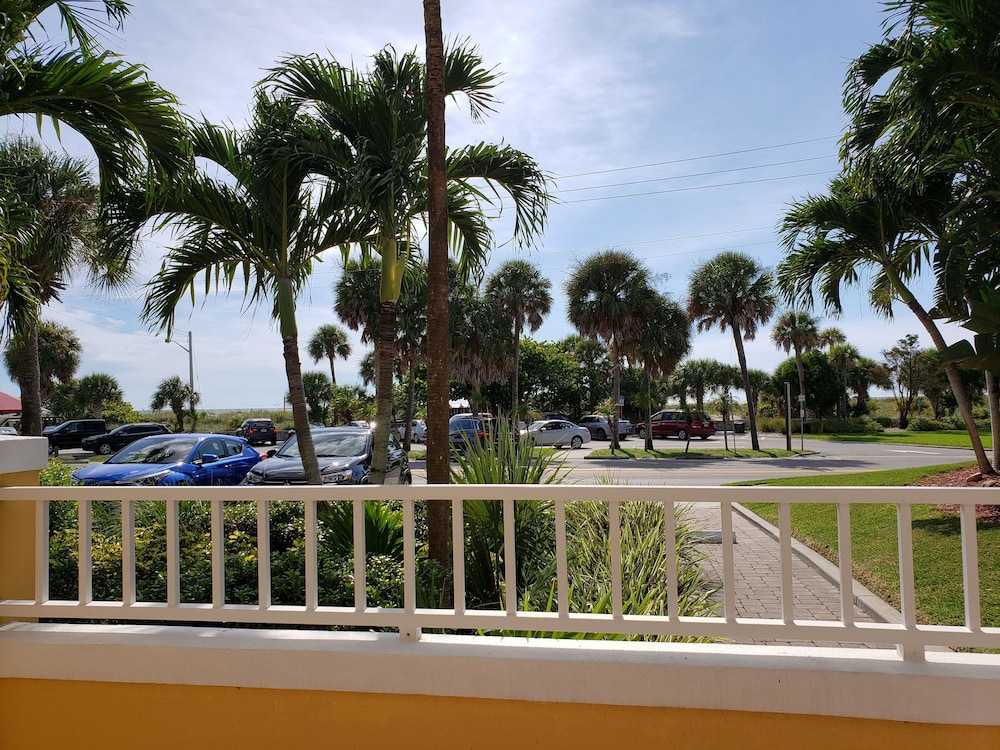 Inn at the Beach 5/69