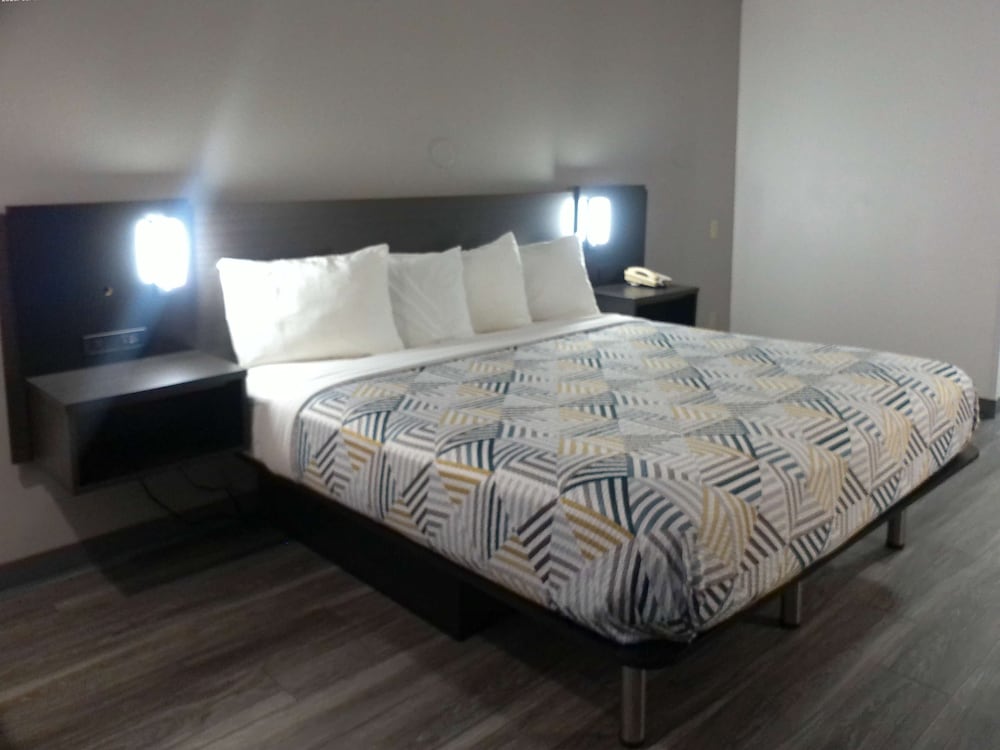Motel6 Winslow, AZ 35/60