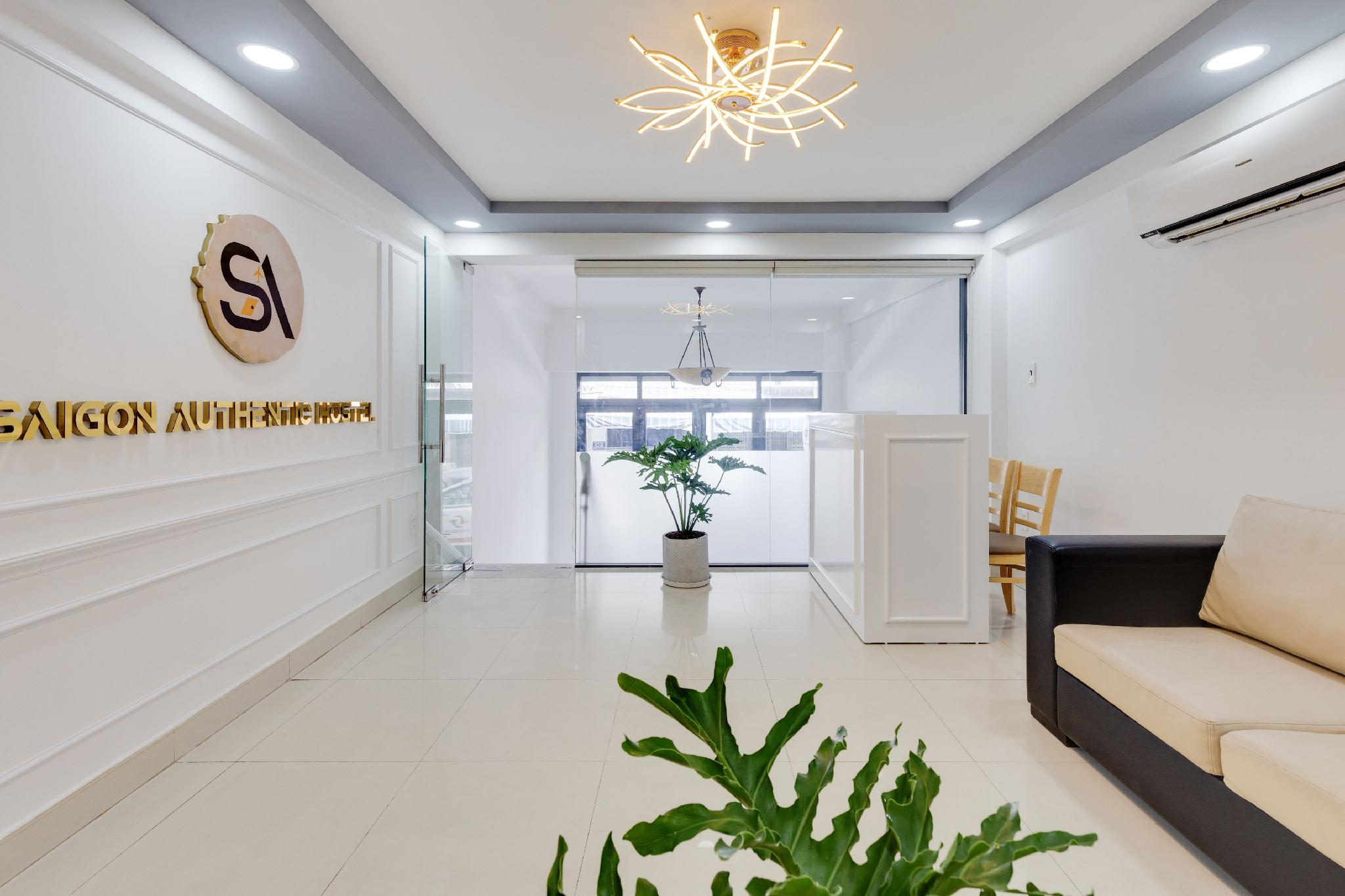 Saigon Authentic Hostel - City Walk, Cooking Class, Food Tour, Breakfast, Gym, Rooftop 4/35