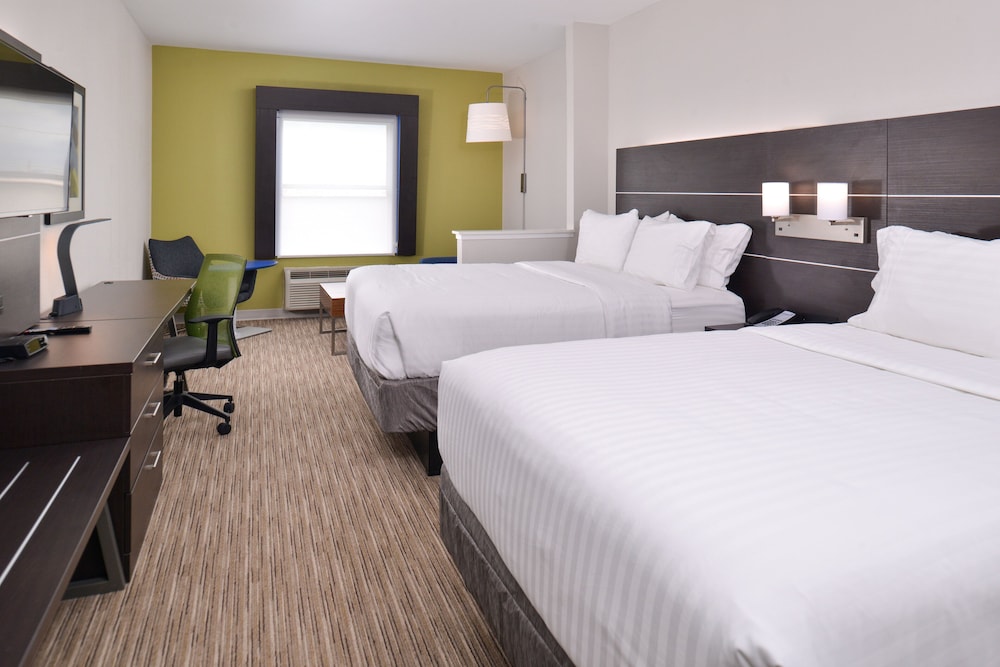Holiday Inn Express & Suites Corpus Christi-N Padre Island 16/48