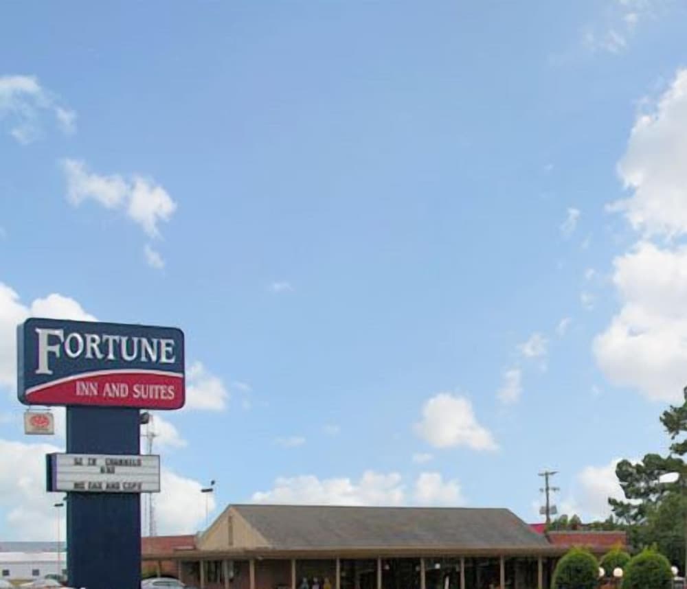 Fortune Inn And Suites Newport 1/50