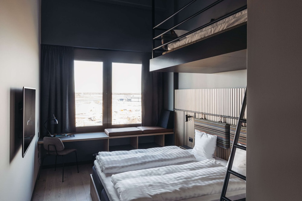Comfort Hotel Arlanda Airport Terminal 17/50
