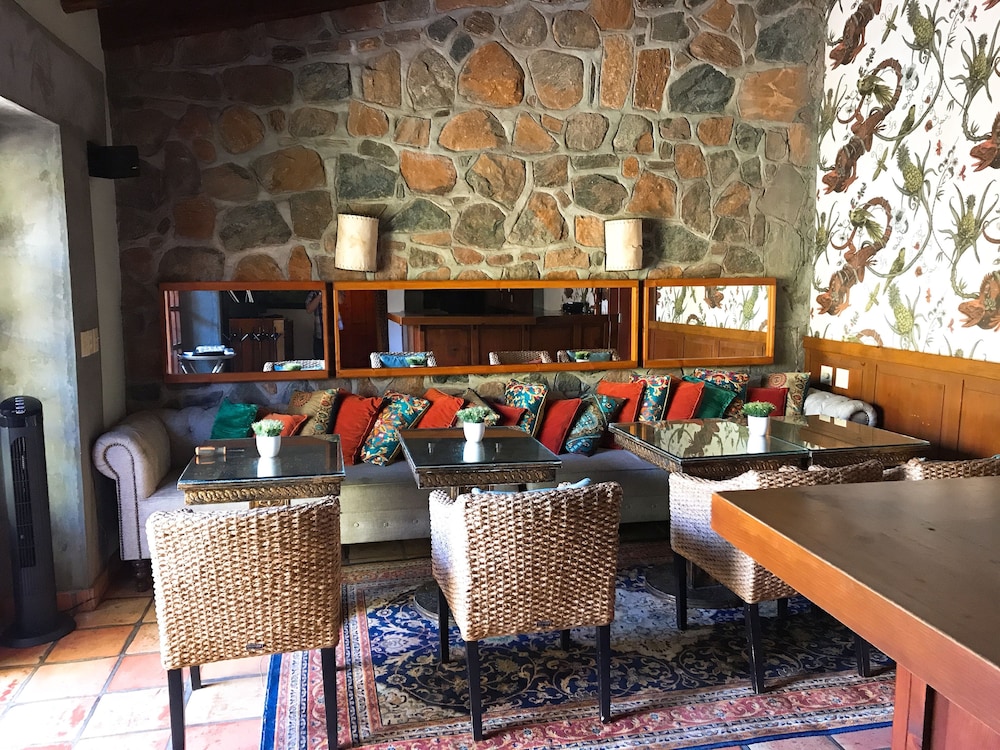 The Todos Santos Inn 70/83