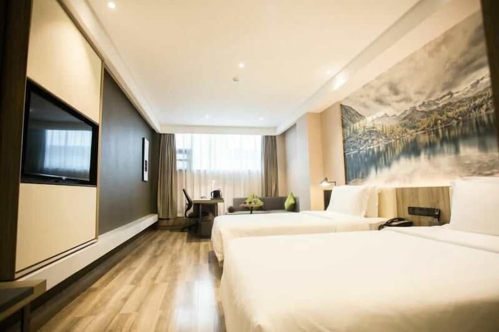 Atour Hotel (Chengdu Thatched Cottage Of Du Fu) 17/66