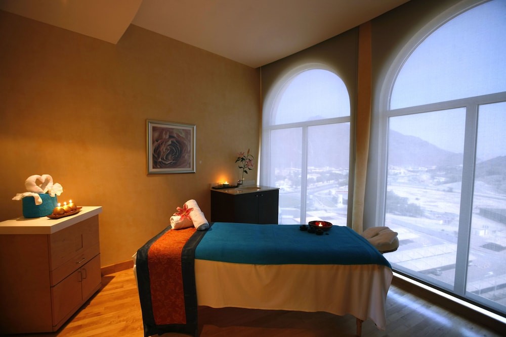 Oceanic Khorfakkan Resort And Spa 16/76