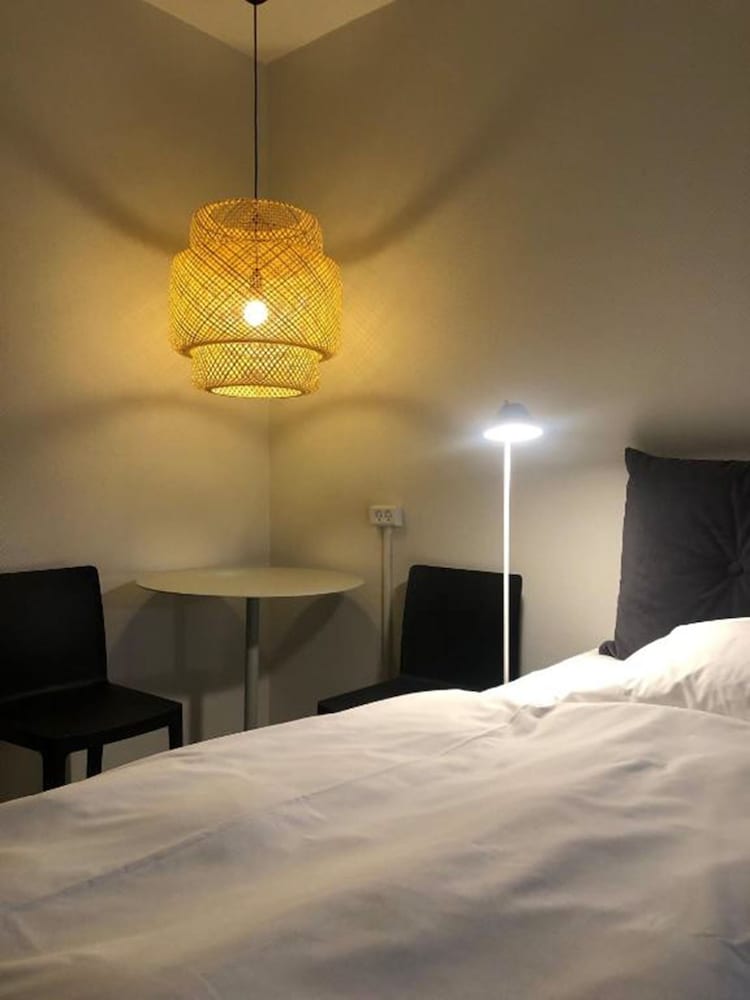 OUTLET HOTEL FREDERIKSHAVN 8/20