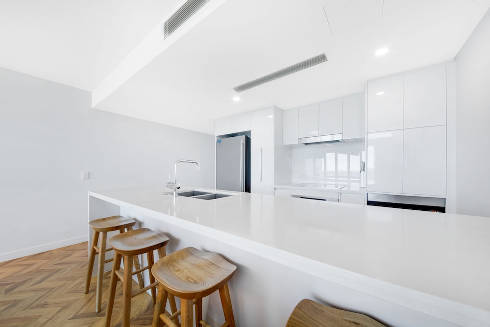 Echelon Apartments 27/42