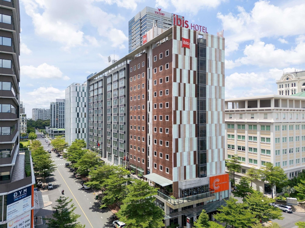 Ibis Saigon South 6/50