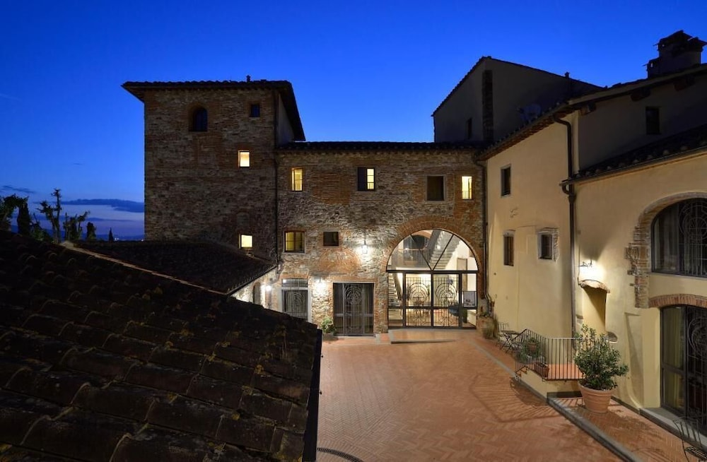 Borgo Antico Casalbosco 67/71