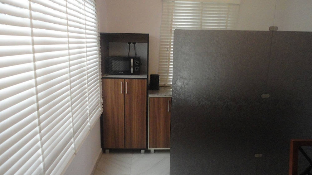 Mitros Residences 5/14