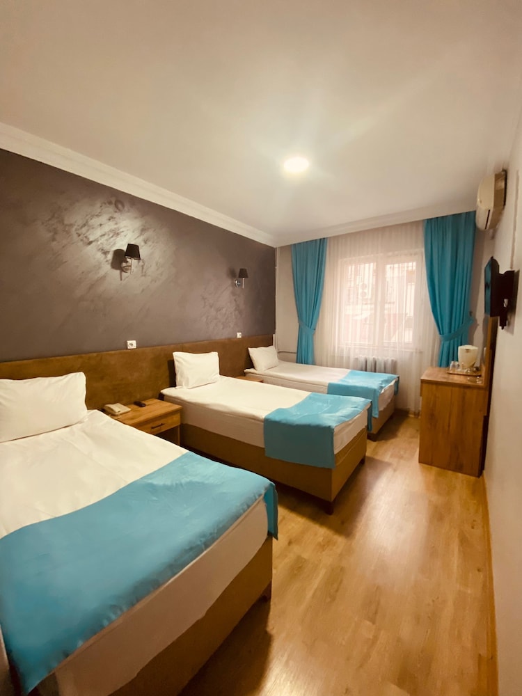 Hotel Malko 5/37