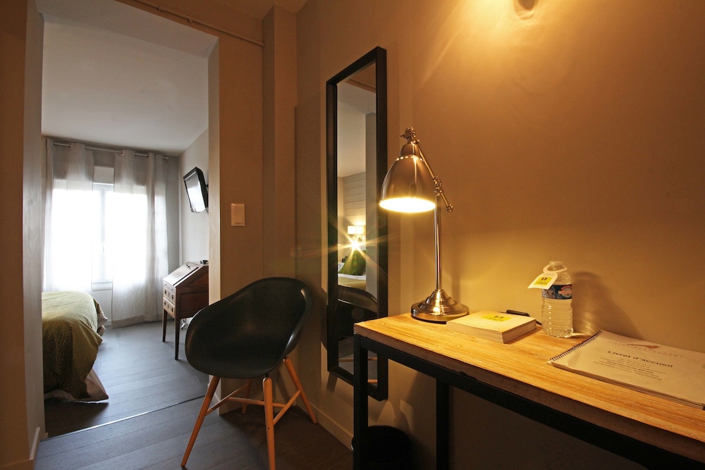 Logis Hotel Le Faisan Dore Rest. La Table De Catherine 35/35