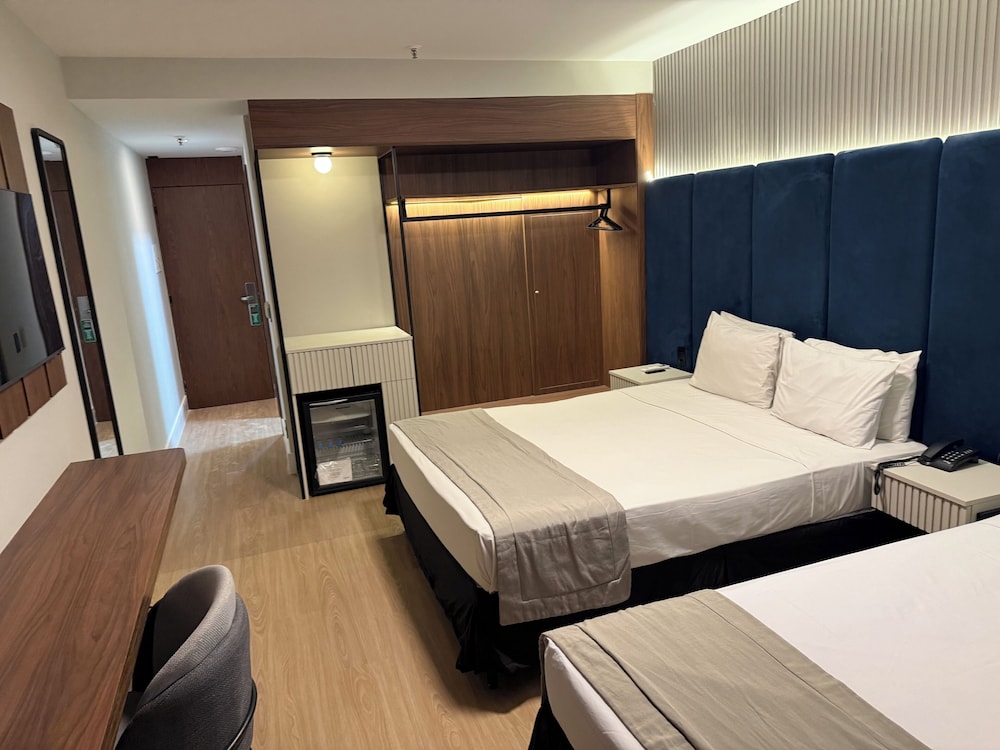 Americas Benidorm Hotel 25/72
