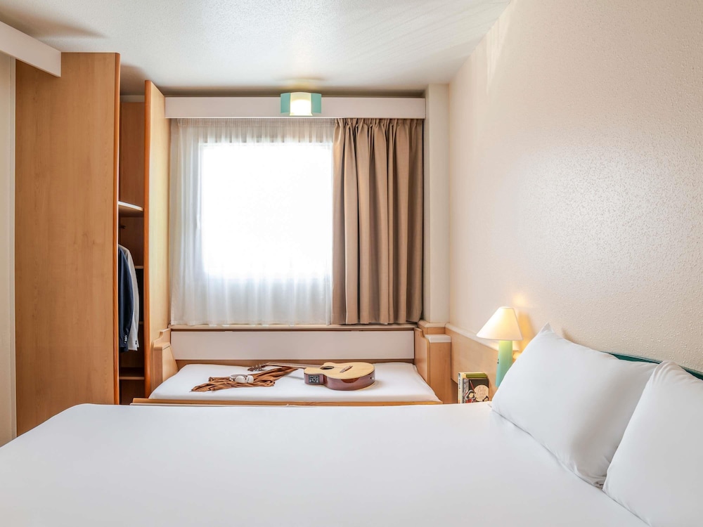 Ibis Bilbao Barakaldo 12/43