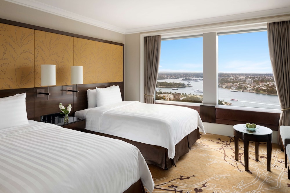 Shangri-La Sydney 19/67