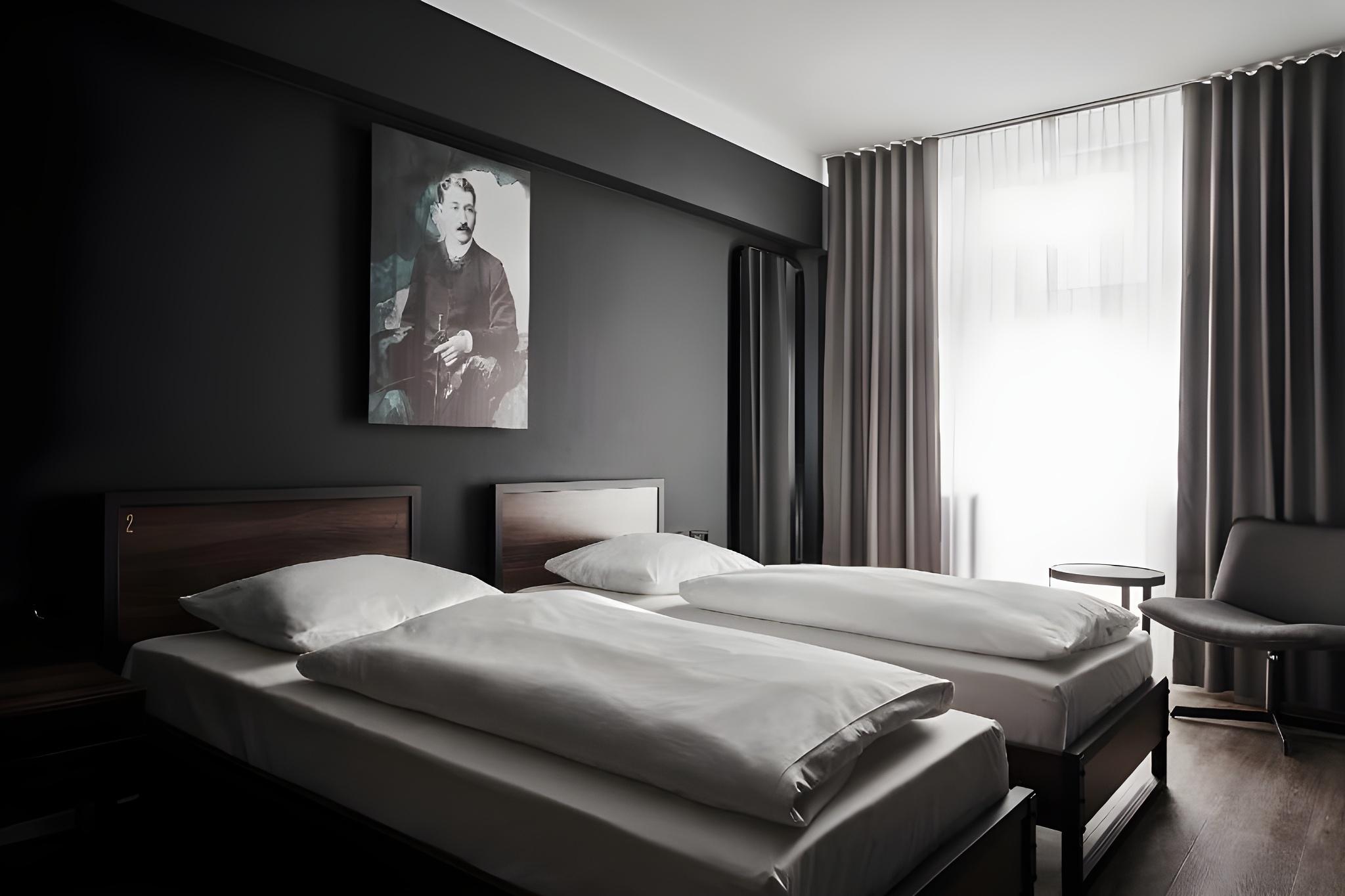 Female Dorm, Female Only, Twin Beds