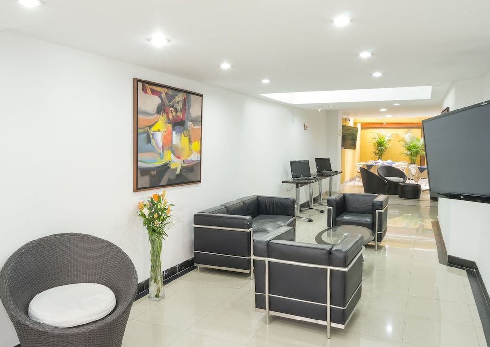 Regency Suites Hotel Boutique 32/53