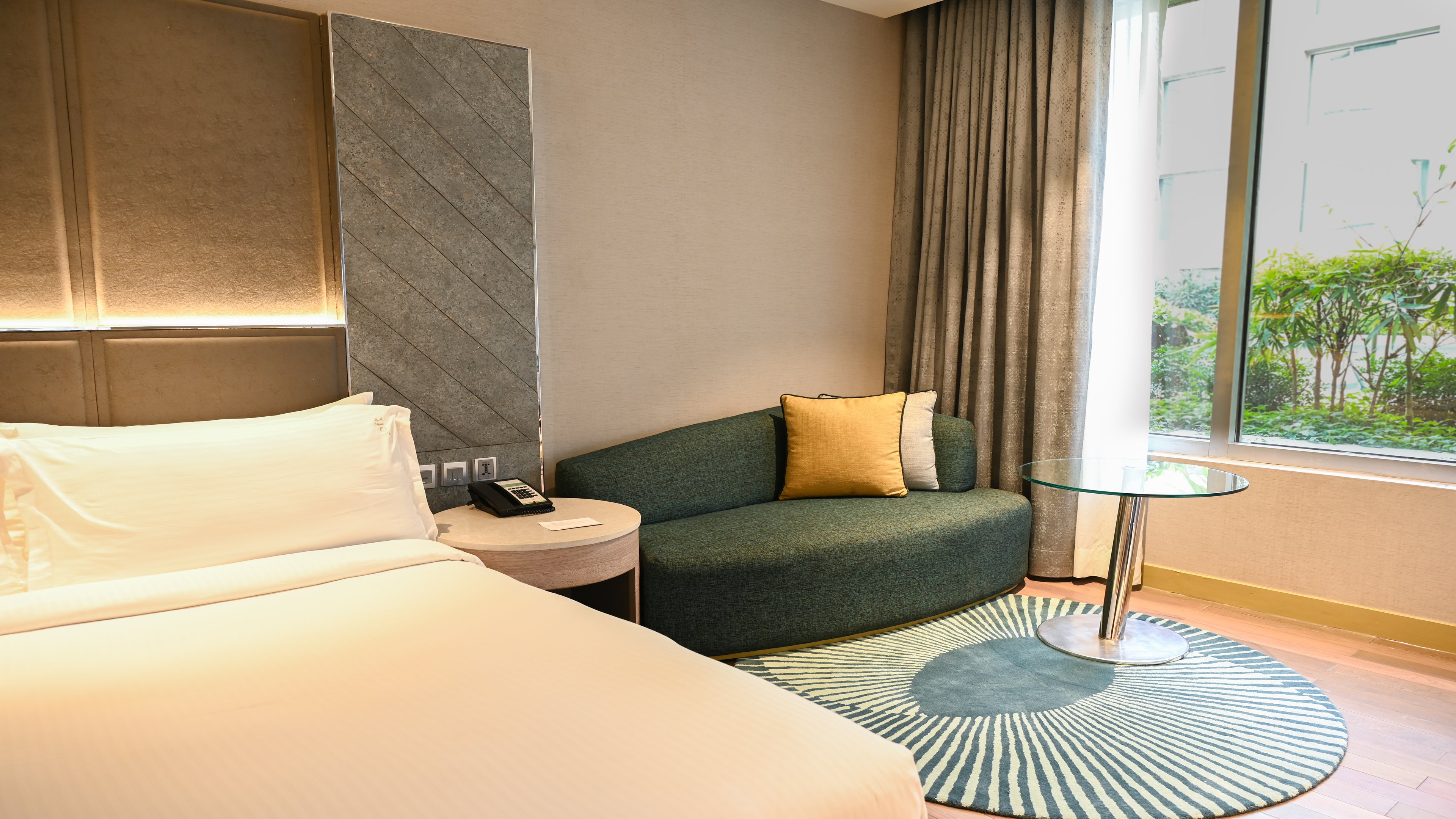 Holiday Inn New Delhi Aerocity by IHG 49/79