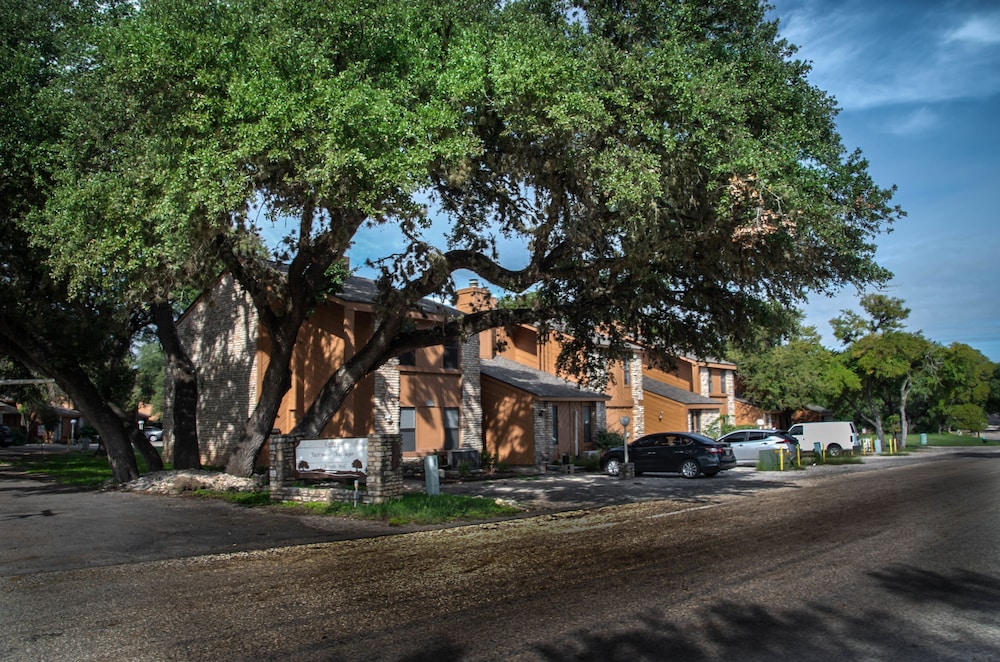 Cypress Fairway Village 3/50