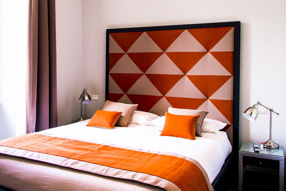 NO 9 COLOSSEO LUXURY SUITES 18/50