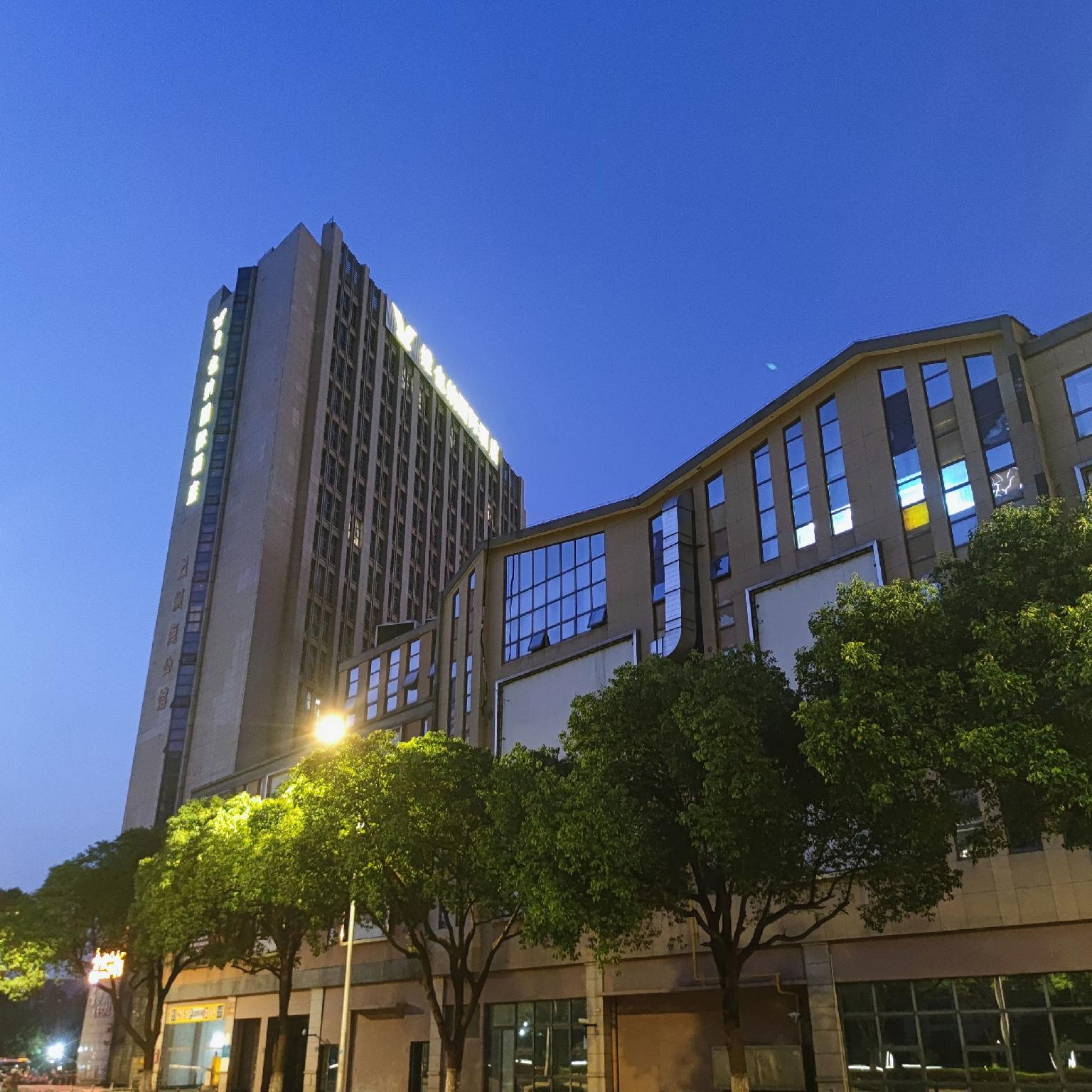 Vienna International Hotel (Kunshan Lujia Town) 4/22