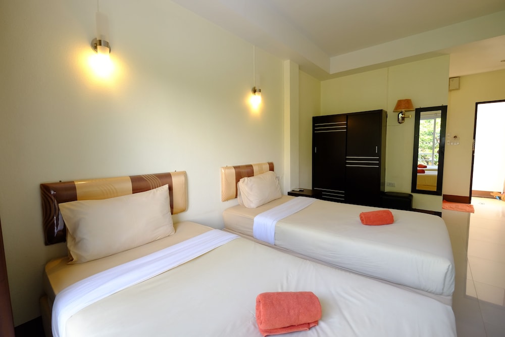 The Room Hotel 22/50