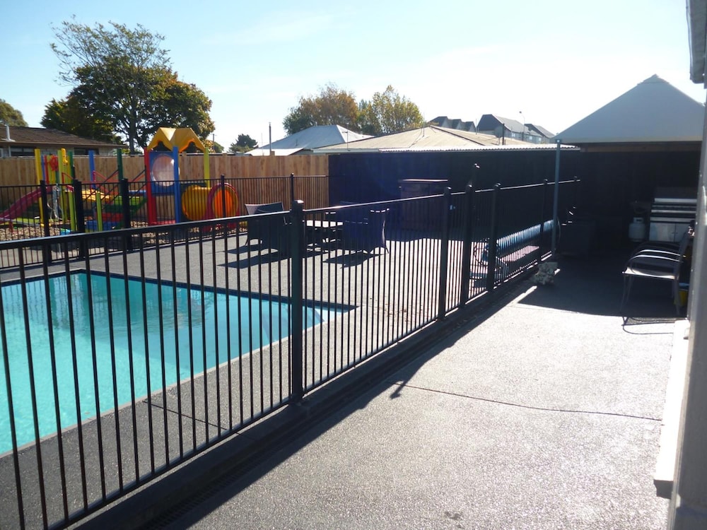 Cashel Court Motel 24/31