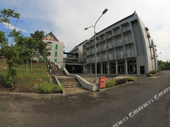 Grand Mutiara (Formerly Oak Tree Bontang) 5/18