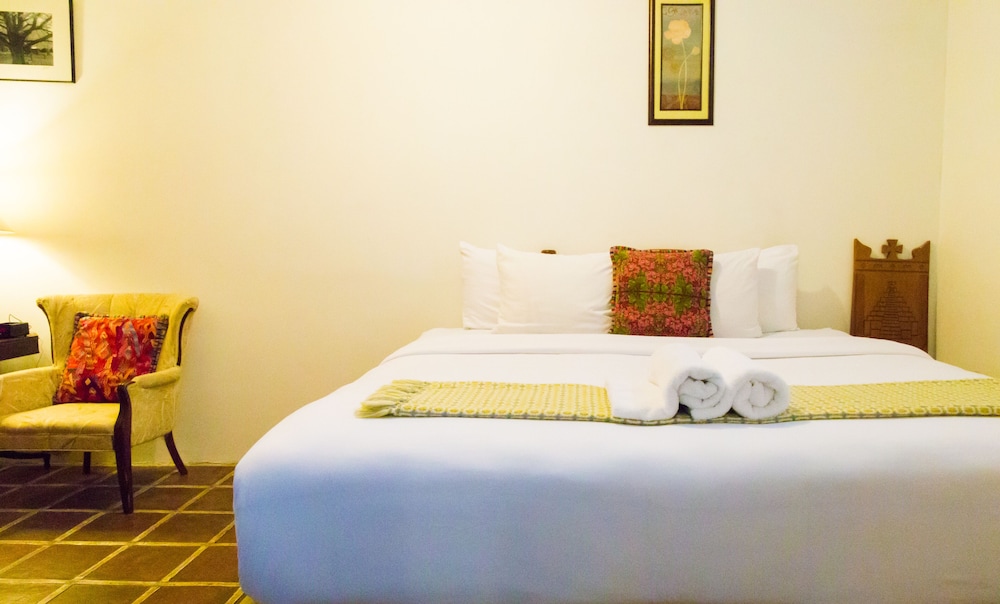 EL CARMEN SUITES 8/35