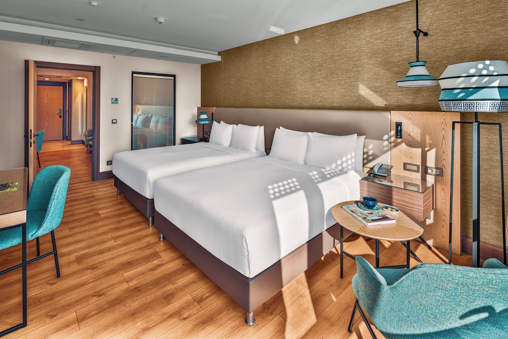 JUNIOR SUITE, TWIN BEDS