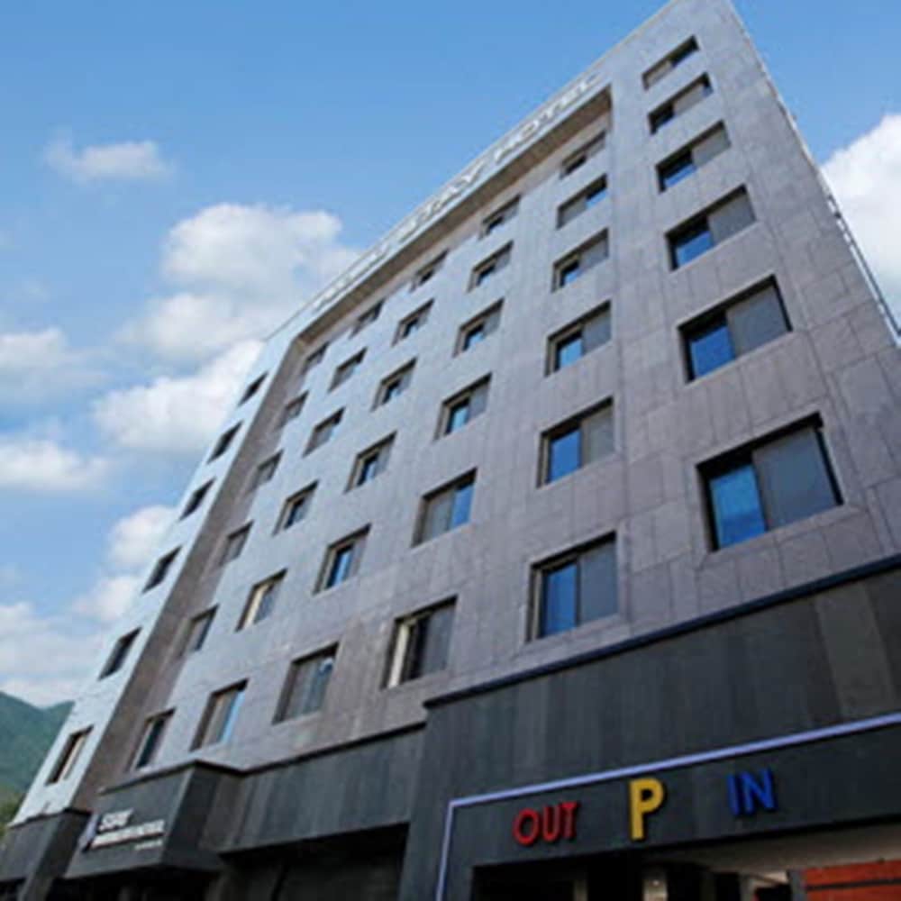 Yeosu Stay Hotel 3/53