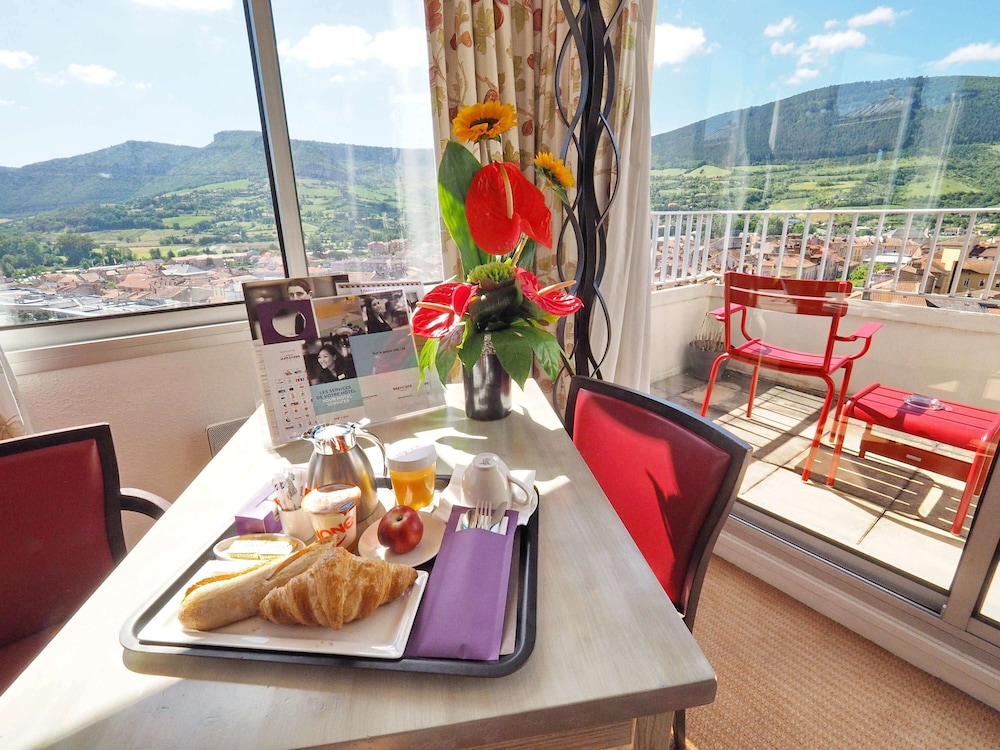 MERCURE MILLAU 30/50