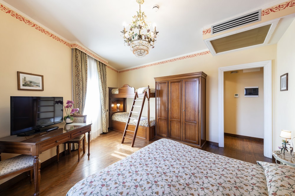 Hotel Du Lac 15/43
