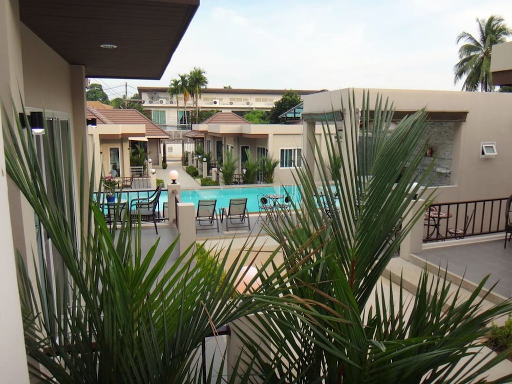 Thuan Resort 9/42