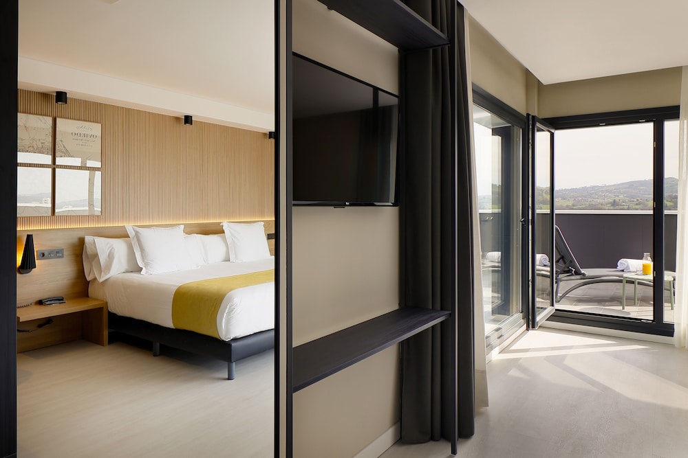 Nuvo Hotel Boutique 10/50