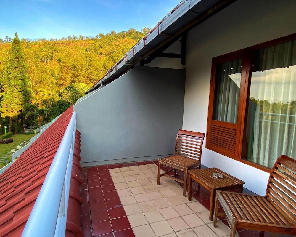 Grand Whiz Hotel Bromo 3/60