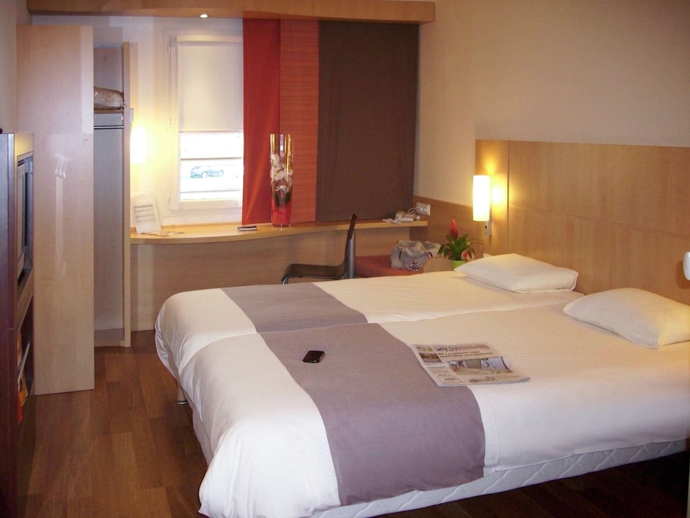 Ibis Istres Trigance 13/32