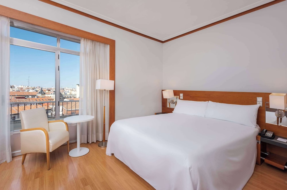 Hotel Madrid Plaza Espana Affiliated by Melia 16/40