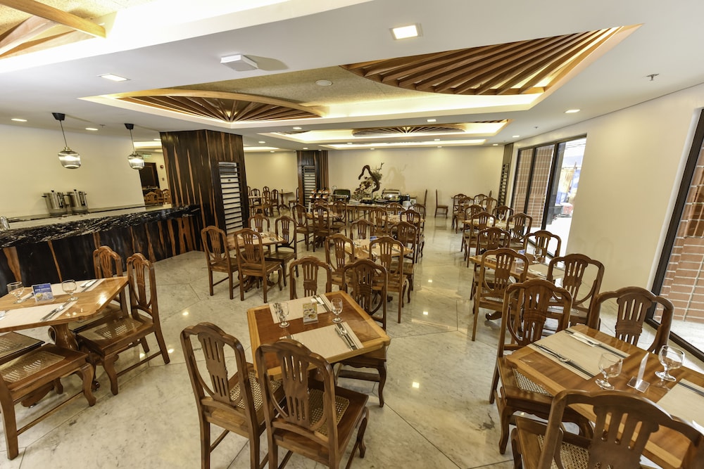 Kabayan Hotel Pasay 54/70