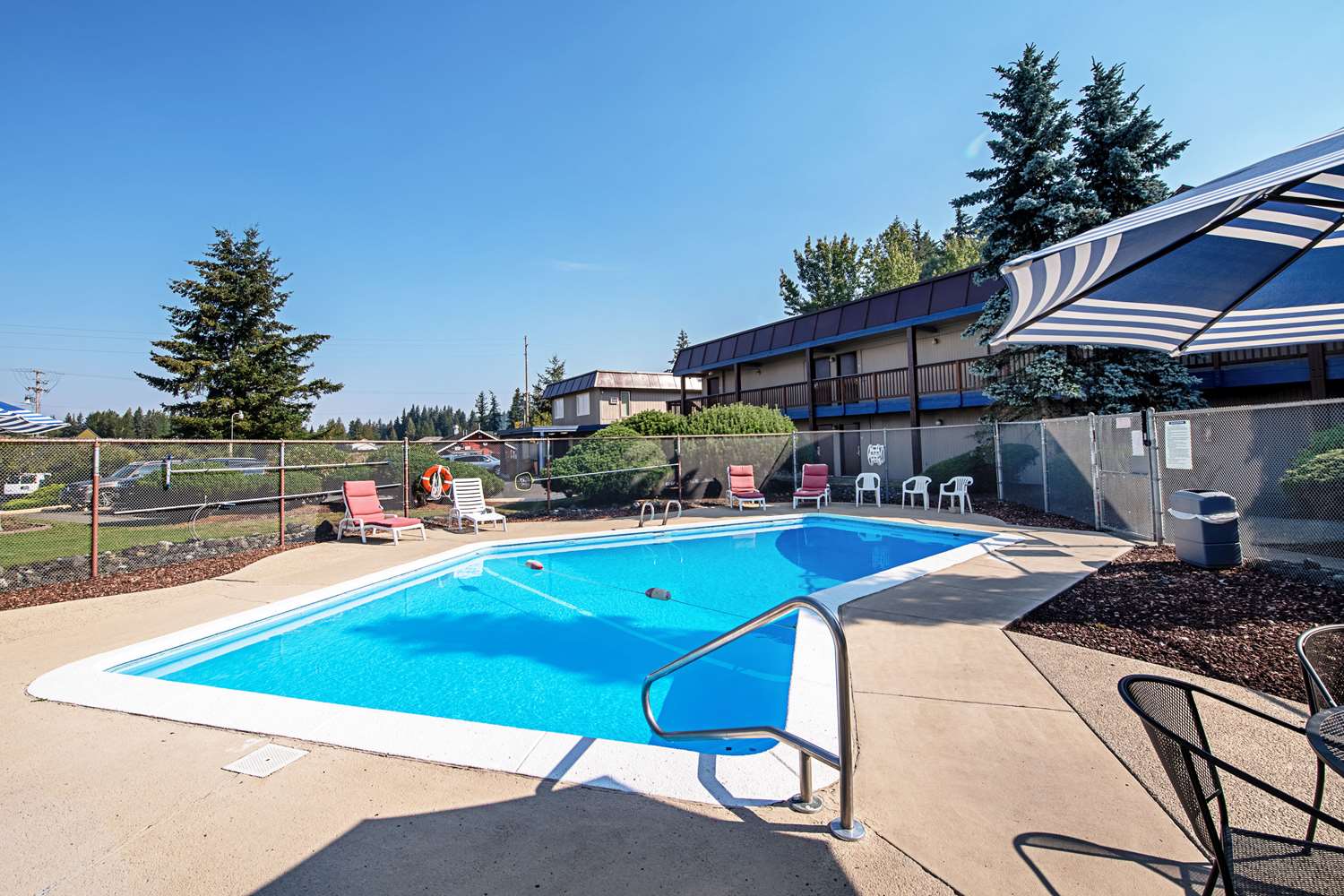 Rodeway Inn Enumclaw Mount Rainier-Crystal Mountain Area 9/15