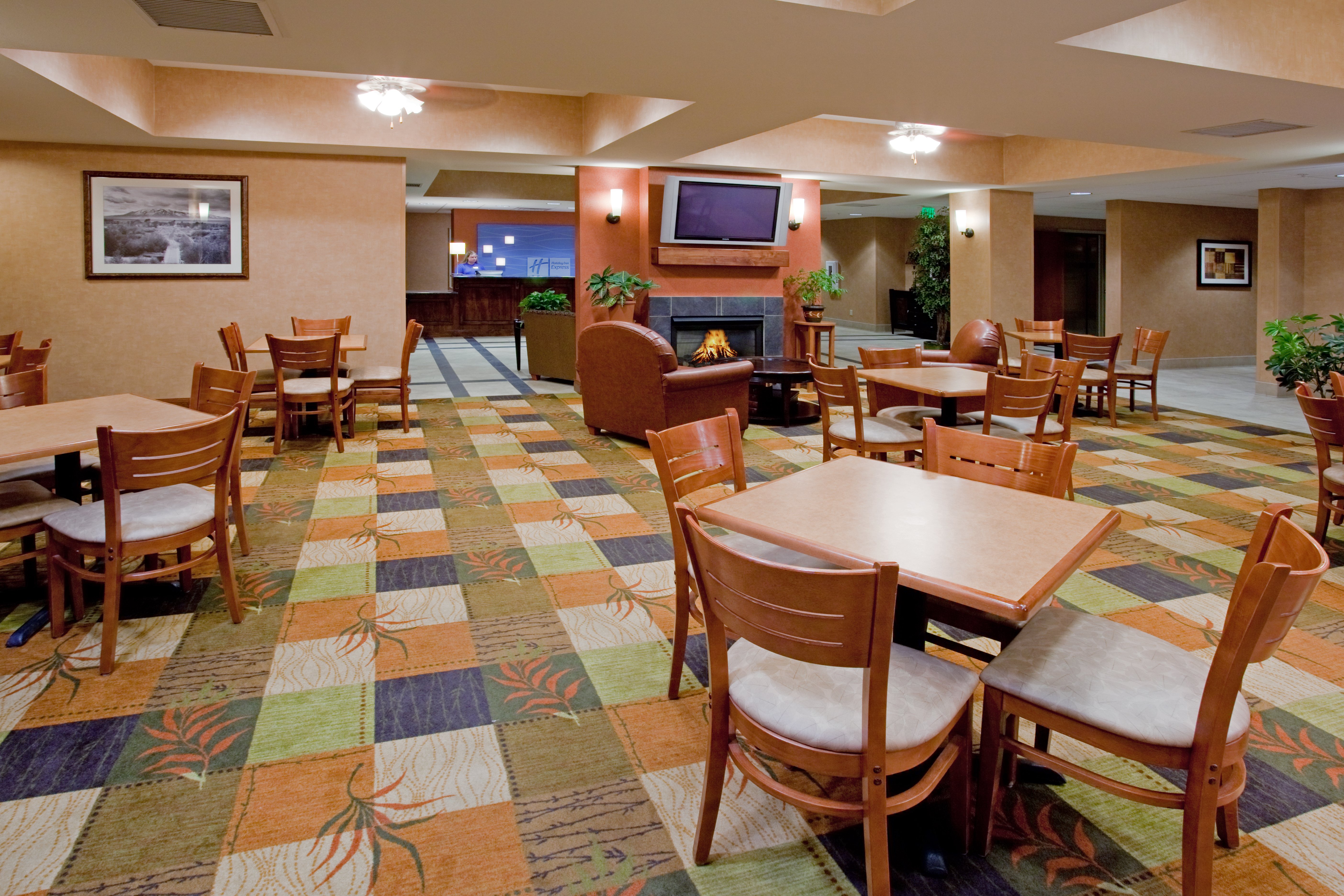 Holiday Inn Express Rawlins 55/78
