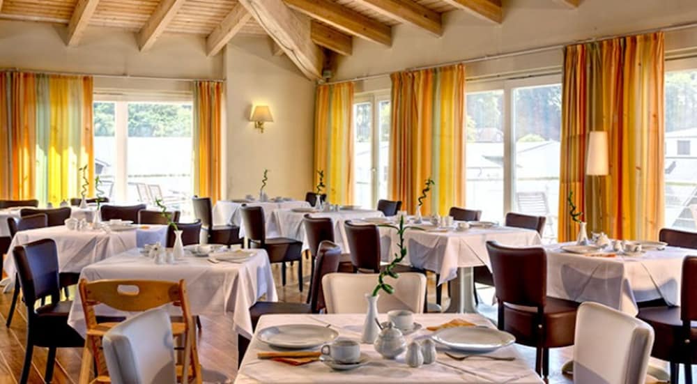 Hotel Vier Jahreszeiten Binz 39/50