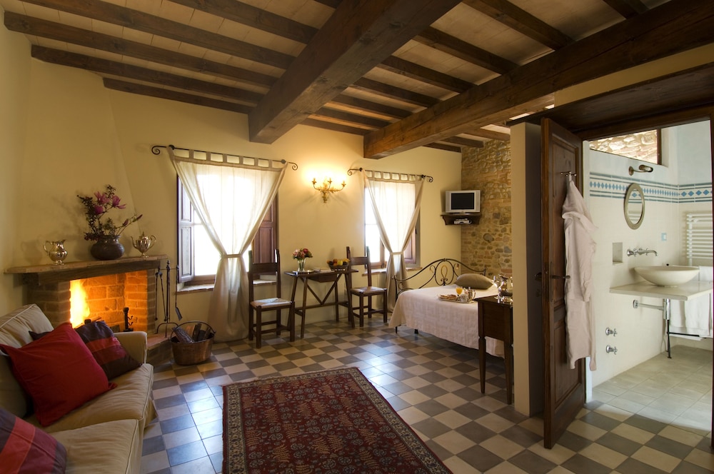 Antico Borgo Di Tabiano Castello 27/36